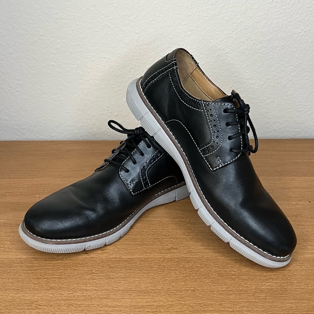 Boys Johnston & Murphy Dress Shoes Sz 3.5